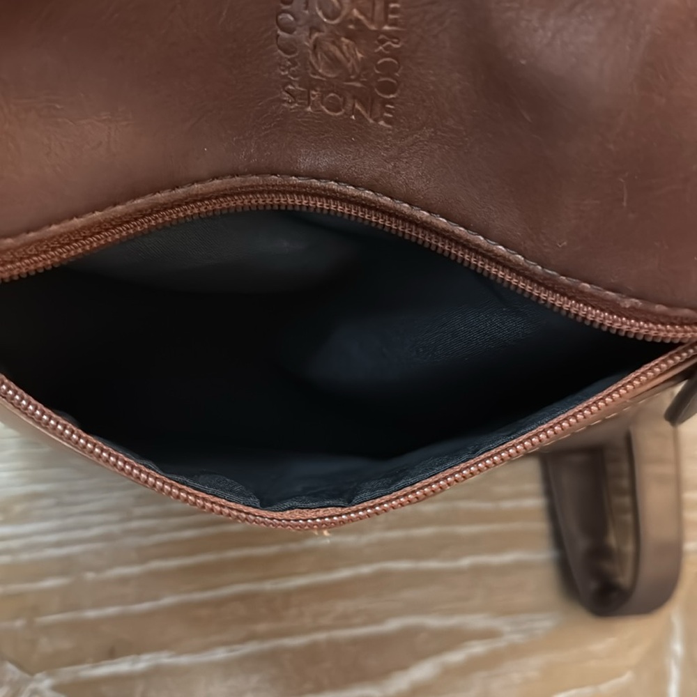 Stone And  Leather Brown Leather Crossbody Bag - Picture 7 of 16
